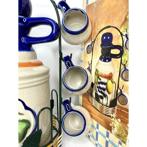 Grape Vine Decanter With 6 Cups and Display Basket FULL SET MINT CONDITION - Picture 3 of 9